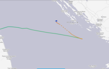 Судно з кількома сотнями людей зламалося біля Хорватії, порятунок ускладнює негода