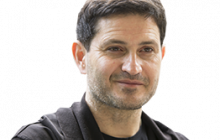 "Мене тішило, що «Кіборги» мають попит у піратів. З іншого боку, українці, які прийшли до кінотеатрів, допомогли зібрати мільйон 600 тисяч для родин загиблих героїв"