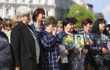 Mothers of Ukrainian defenders fallen in Donbas march in Kyiv (Photo)