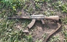 Оточений українськими військовими російський найманець підірвав себе гранатою на Донбасі (фото 18+)