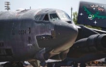 ВВС США вернули в строй бомбардировщик полувековой давности