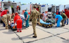 В Одессу доставлены 12 раненых на Донбассе бойцов (фото)