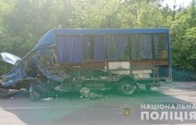 Смертельне ДТП на Вінниччині: маршрутка зіткнулася з легковиком (фото)