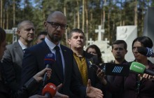 Яценюк очікує, що завтра новообраний Президент представить свій порядок денний для країни