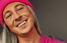 Український ведучий в бікіні спародіював Джей Ло (фото)