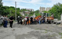 На Харківщині комунальники отруїлись газами в каналізації, одна людина загинула