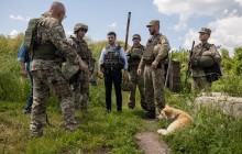 Zelensky grants Ukrainian citizenship to 14 foreigners who defend Ukraine's independence