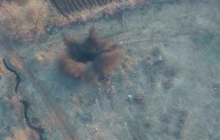 Ukraine's Azov Regiment destroys enemy infantry troops in Donbas (Video)