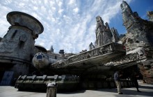 Стати частиною саги: в американському Disneуland відкрили вражаючий атракціон "Зоряні війни" (фоторепортаж)