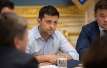 Зеленский внес в Раду представления об увольнении министров иностранных дел и обороны и председателя СБУ
