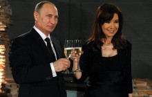 Gazeta Wyborcza: У екс-президента Аргентини проблеми через крадений подарунок Путіна