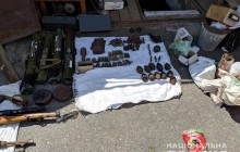 Шукали та ремонтували: у жителів Київщини вилучили арсенал раритетної зброї (фото)