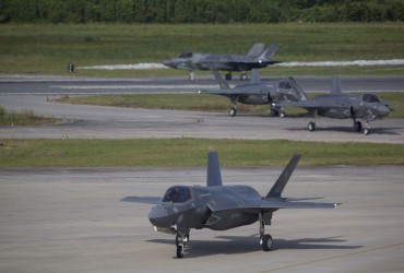 В Румынию ввели батальон США Stryker и отряд F-35 для обороны НАТО (видео)