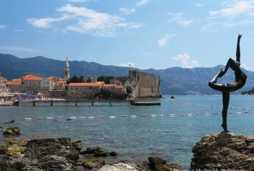 Літній відпочинок у Чорногорії - країні кришталевого моря та мальовничих гір