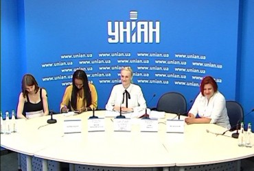 Совместными усилиями сохраняем будущее: помощь детям обучающимся в школах на линии соприкосновения в зоне ООС