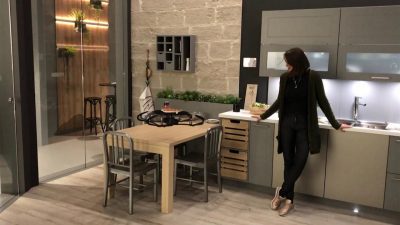 В Германии инженеры создали «летающего официанта» (видео)