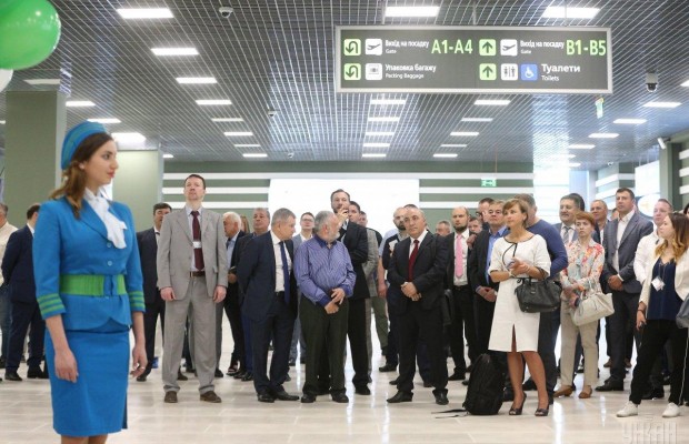 Аэропорт "Киев" открыл расширенный терминал А для международных рейсов (фото)