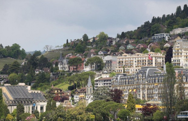 Витончена архітектура та мальовничі пейзажі: що подивитися в швейцарській Лозанні (фоторепортаж)