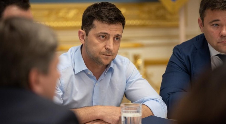 "Шанс продлить политическую жизнь": Зеленский прокомментировал отказ Рады рассматривать его законопроекты