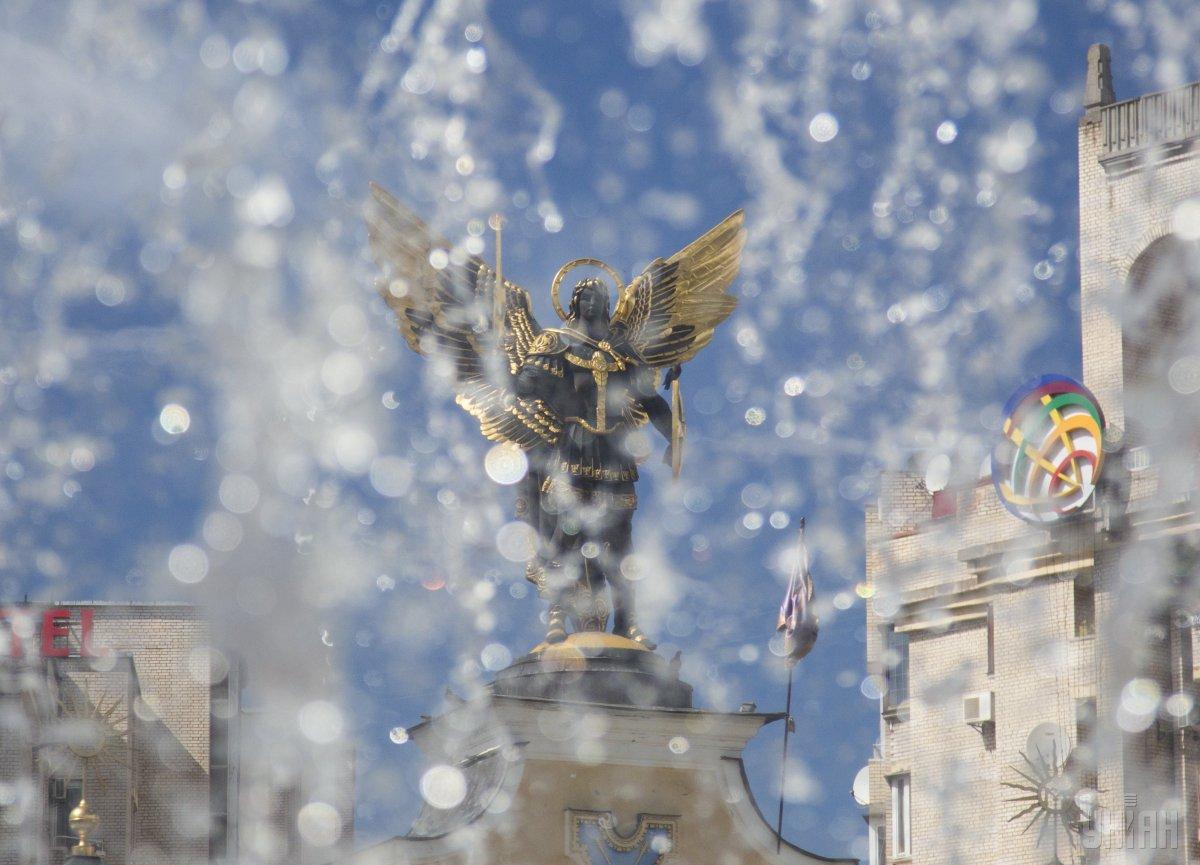 10 липня в Києві буде спекотно / фото УНІАН 10 липня в Києві буде спекотно / фото УНІАН