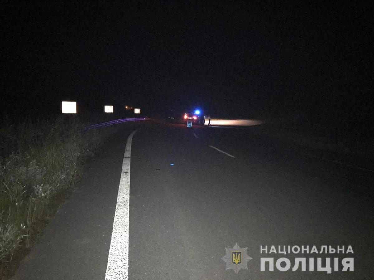 На Житомирщині перекинулася маршрутка з пасажирами, яка рухалась з Києва до Луцька (фото) На Житомирщині перекинулася маршрутка з пасажирами, яка рухалась з Києва до Луцька (фото)