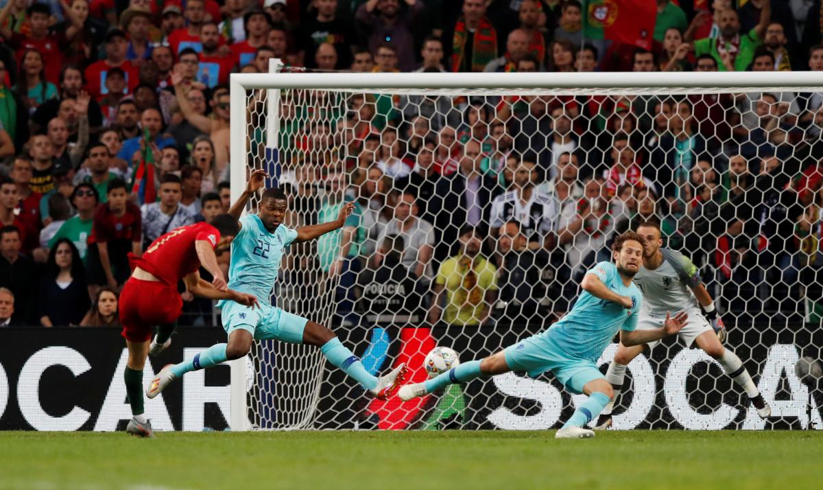 Португалия - Нидерланды / REUTERS