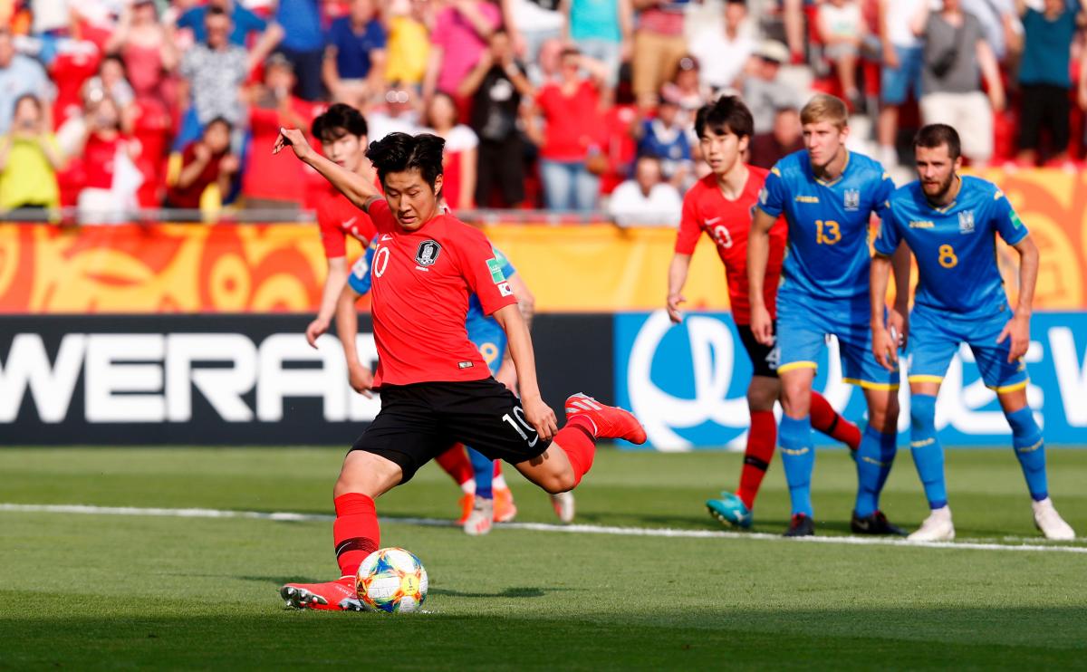 Украина - Южная Корея / REUTERS