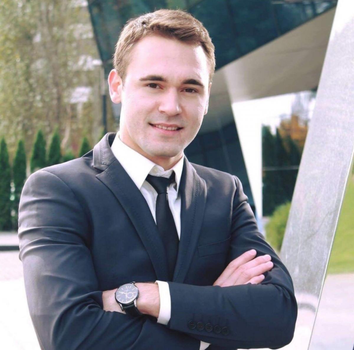 Все це, за словами Олійника, відбувається в умовах воєнних дій Все це, за словами Олійника, відбувається в умовах воєнних дій