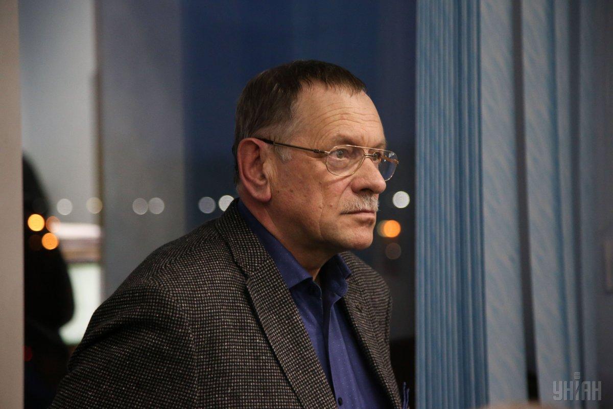 Віктор Гандзюк просить президента про конфіденційну зустріч без камер і журналістів / фото УНІАН Віктор Гандзюк просить президента про конфіденційну зустріч без камер і журналістів / фото УНІАН