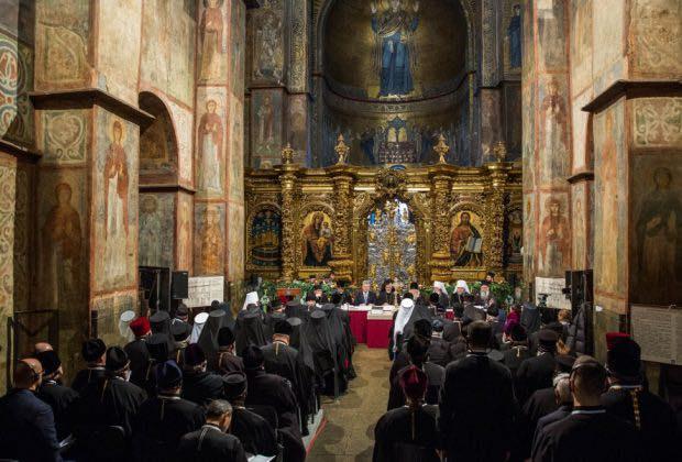 The Unification Council at Kyiv's Saint Sophia Cathedral on December 15, 2018 / Photo from facebook.com/yevstr The Unification Council at Kyiv's Saint Sophia Cathedral on December 15, 2018 / Photo from facebook.com/yevstr