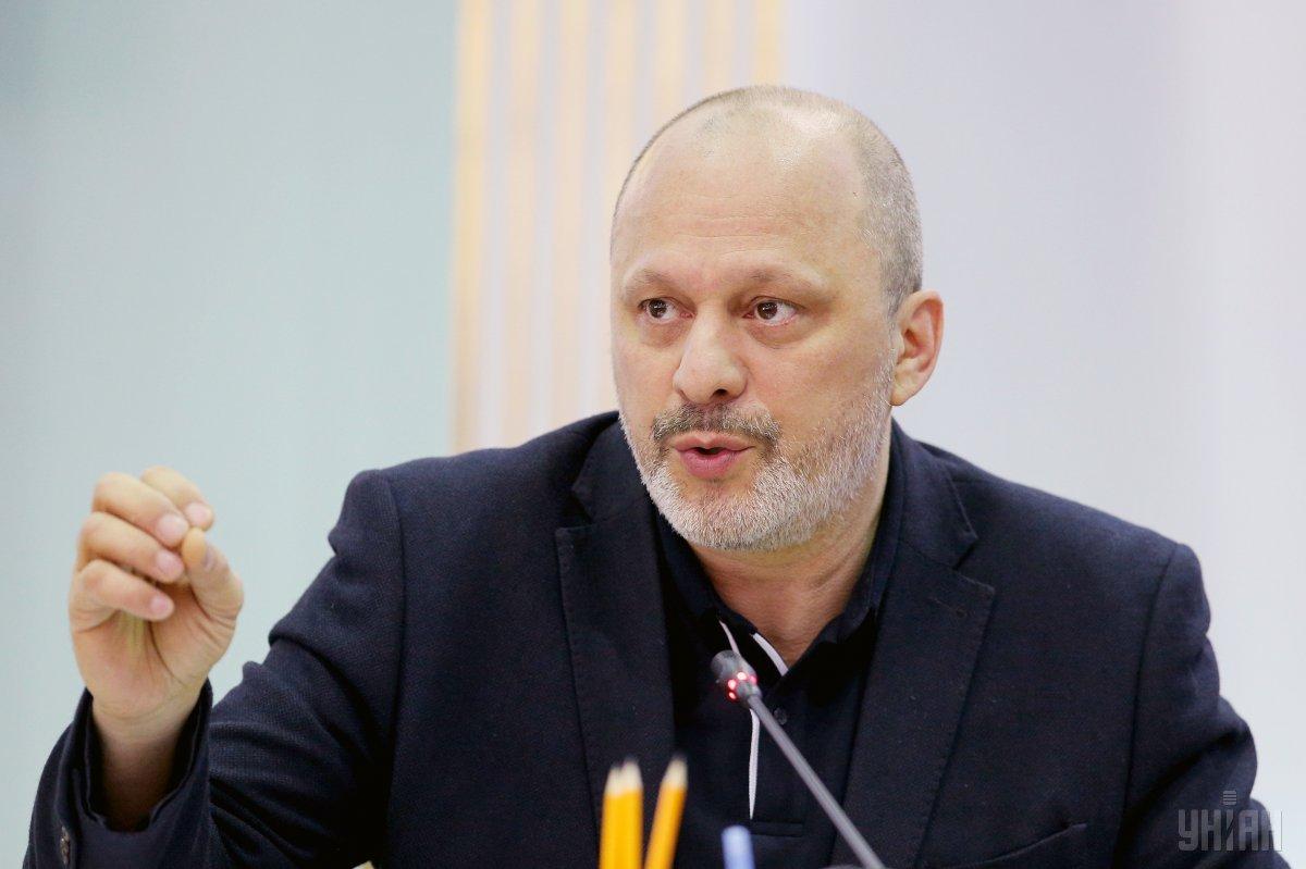ДБР проводить розслідування щодо укладеного в 2017 році Аласанією договору / фото УНІАН ДБР проводить розслідування щодо укладеного в 2017 році Аласанією договору / фото УНІАН
