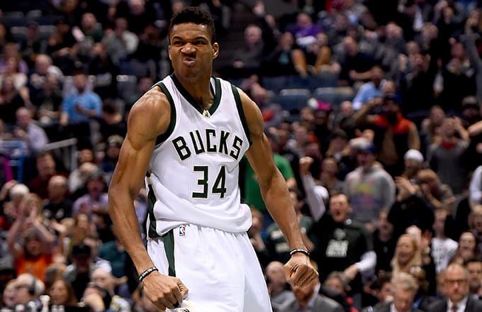 Адетокумбо вперше став найкращим в НБА / фото: nba.com Адетокумбо вперше став найкращим в НБА / фото: nba.com