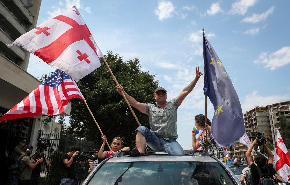 Иллюстрация / REUTERS