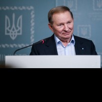 Кучма на заседании ТКГ в Минске предложил снять блокаду с Донбасса