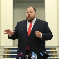 Zelensky's envoy to Rada: Russian language for Donbas 
