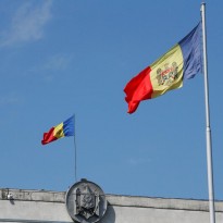 Старое правительство в Молдове согласилось уйти в отставку