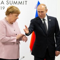Call with Merkel: Putin presses for "direct dialogue" between Ukraine and Russia's proxies