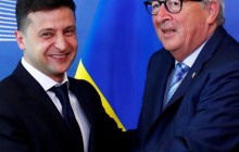 "Теплий дядько": Зеленський розповів, про що жартував в коридорі з Юнкером (відео)