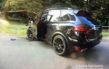 ДТП в Ужгороде: 21-летняя водитель Porsche Cayenne выехала на встречную полосу и протаранила Ford (фото)