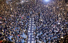 В Гонконге на акции протеста вышли до двух миллионов человек (фото)