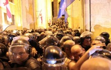 Полиция Тбилиси отпустила всех задержанных участников антироссийских протестов (видео)