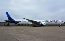 У Франції Boeing 777 врізався в будівлю аеропорту (відео)