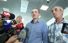 До звільненого напередодні з полону українця Великого вночі прийшла СБУ, зараз його відпустили