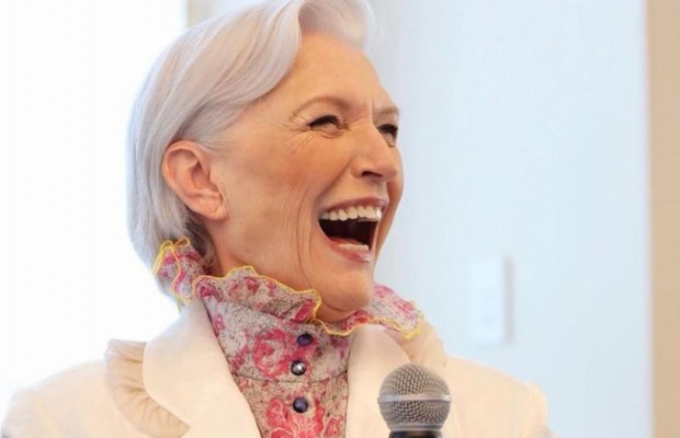 Мама Илона Маска вышла в свет в костюме от украинского дизайнера (фото)