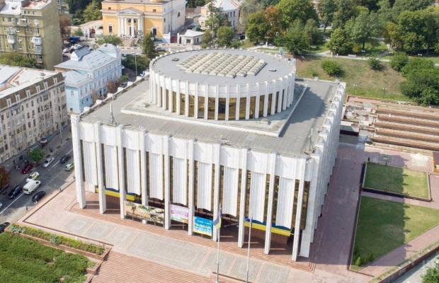 "Кровавое место": астролог объяснил, почему Зеленскому не нужно переезжать из АП на Крещатик