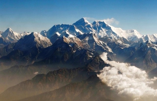 Альпіністи побили власні рекорди, здійснивши успішні сходження на Еверест