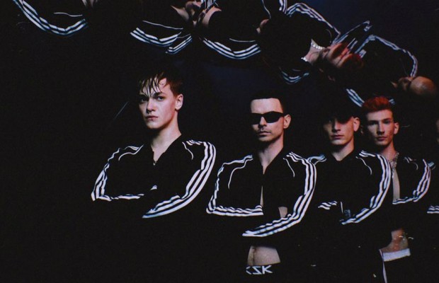 Каблуки, "спортивки" и ЛГБТ: скандальные Kazaky вернулись с новым клипом (видео)
