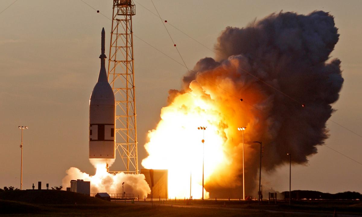 Випробування нового пілотованого космічного корабля Orion / REUTERS