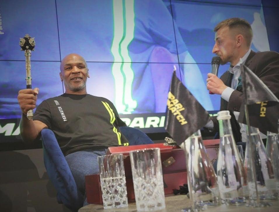 Майк Тайсон в Києві / фото: tribuna.com Майк Тайсон в Києві / фото: tribuna.com