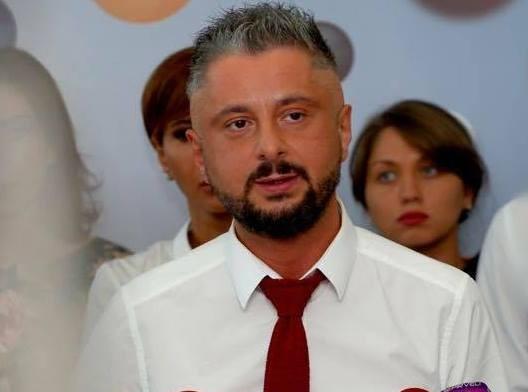Директор "Рустави-2" считает неприемлемой форму заявления, которую избрал журналист / фото Nika Gvaramia, Facebook Директор "Рустави-2" считает неприемлемой форму заявления, которую избрал журналист / фото Nika Gvaramia, Facebook